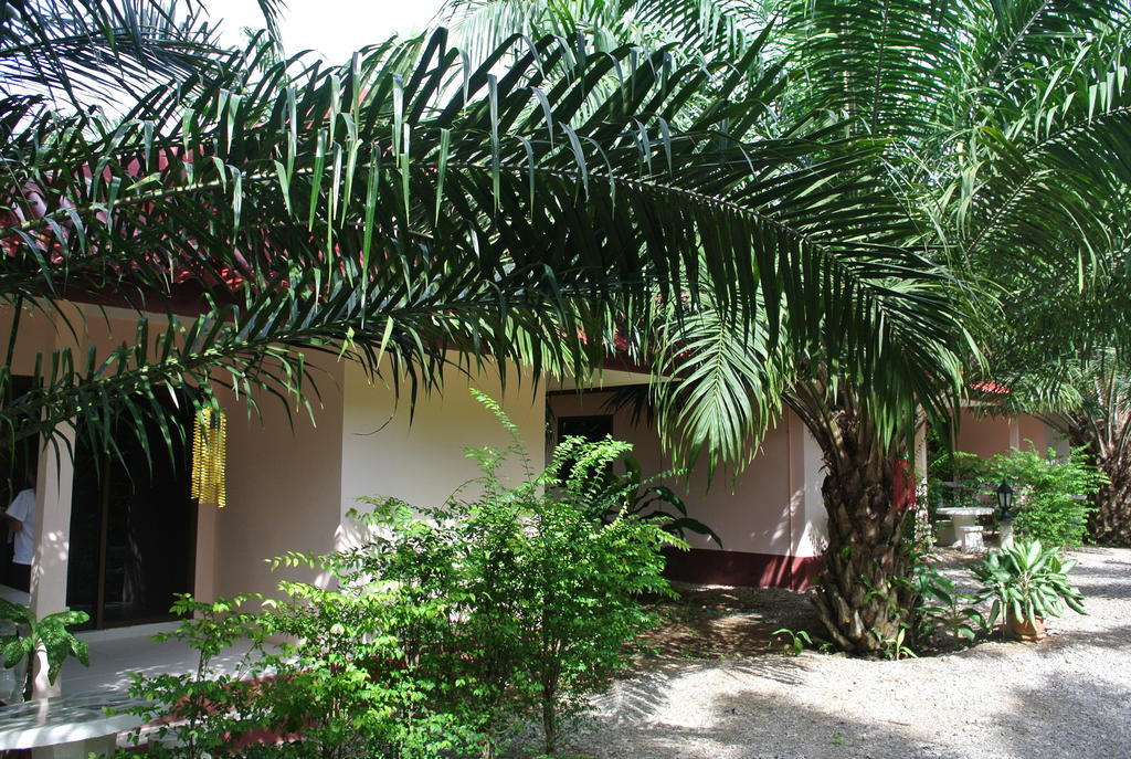 Ban Tha Khun Bantatuk Resort & Restaurant מראה חיצוני תמונה