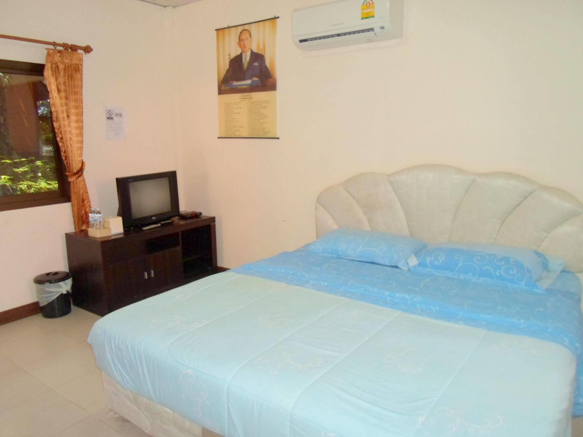 Ban Tha Khun Bantatuk Resort & Restaurant מראה חיצוני תמונה