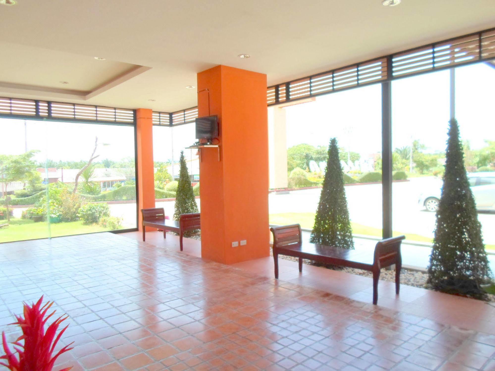 Ban Tha Khun Bantatuk Resort & Restaurant מראה חיצוני תמונה