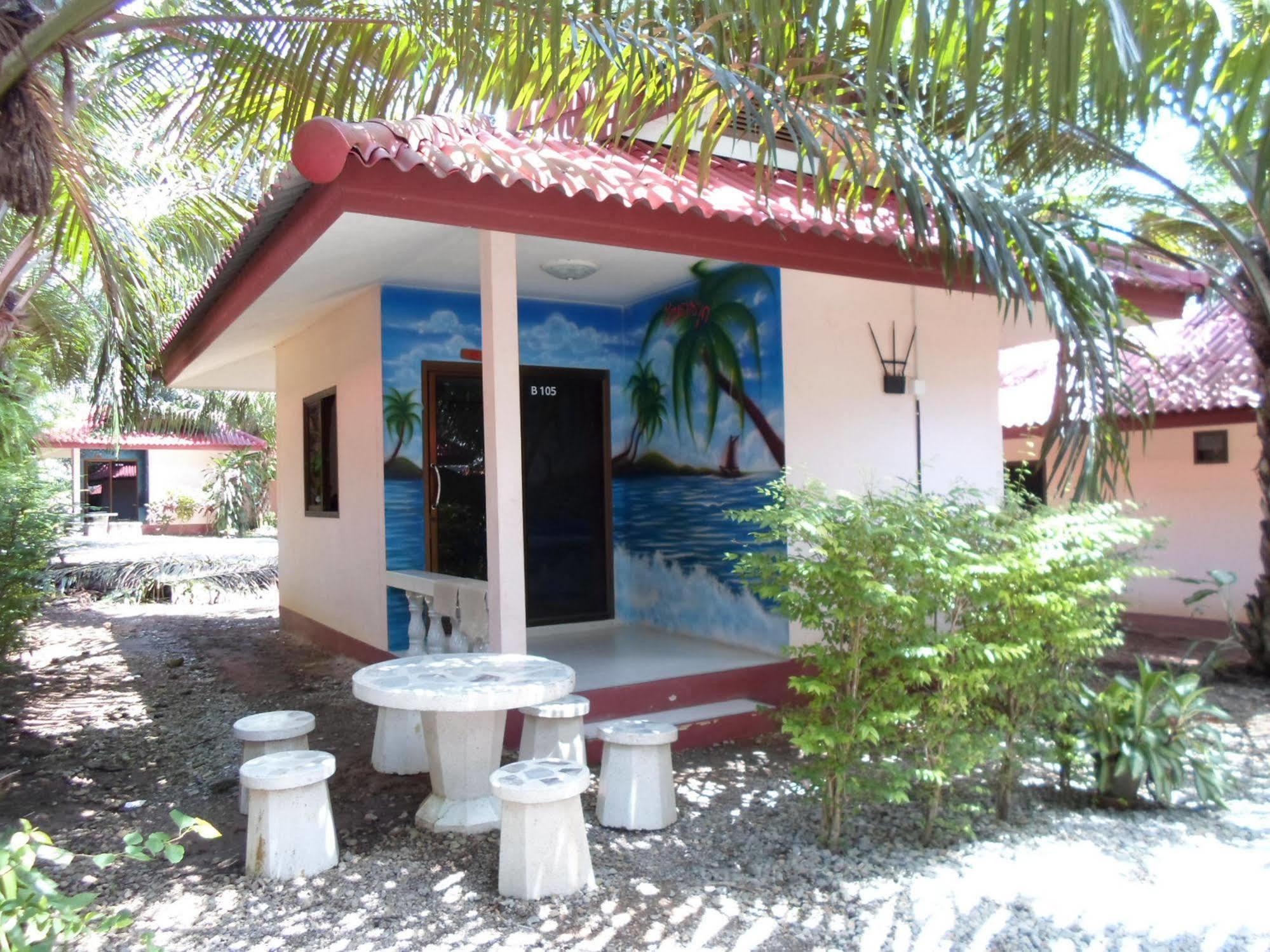 Ban Tha Khun Bantatuk Resort & Restaurant מראה חיצוני תמונה