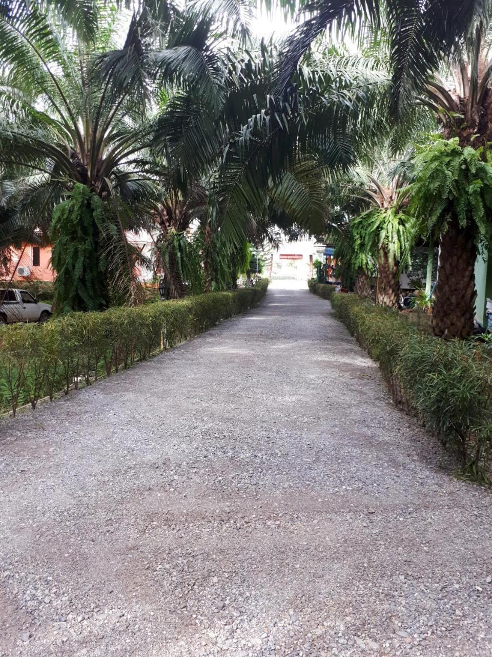 Ban Tha Khun Bantatuk Resort & Restaurant מראה חיצוני תמונה