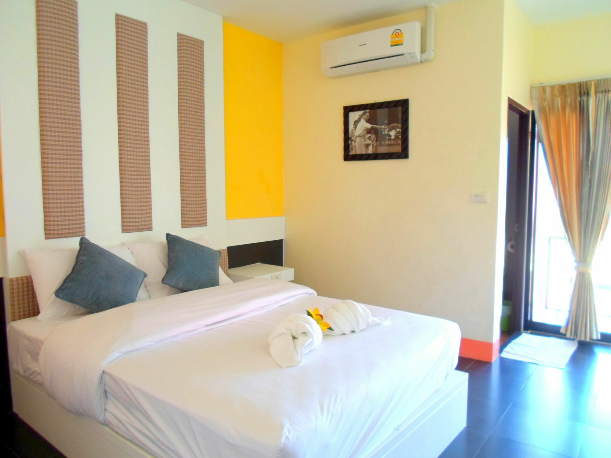 Ban Tha Khun Bantatuk Resort & Restaurant מראה חיצוני תמונה